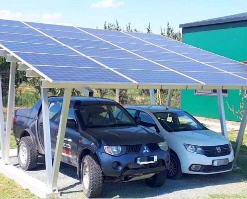 Fotovoltaikanlage am Carport