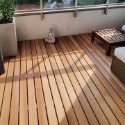 Terrassen- und Balkonb´gestasltung mit Holz